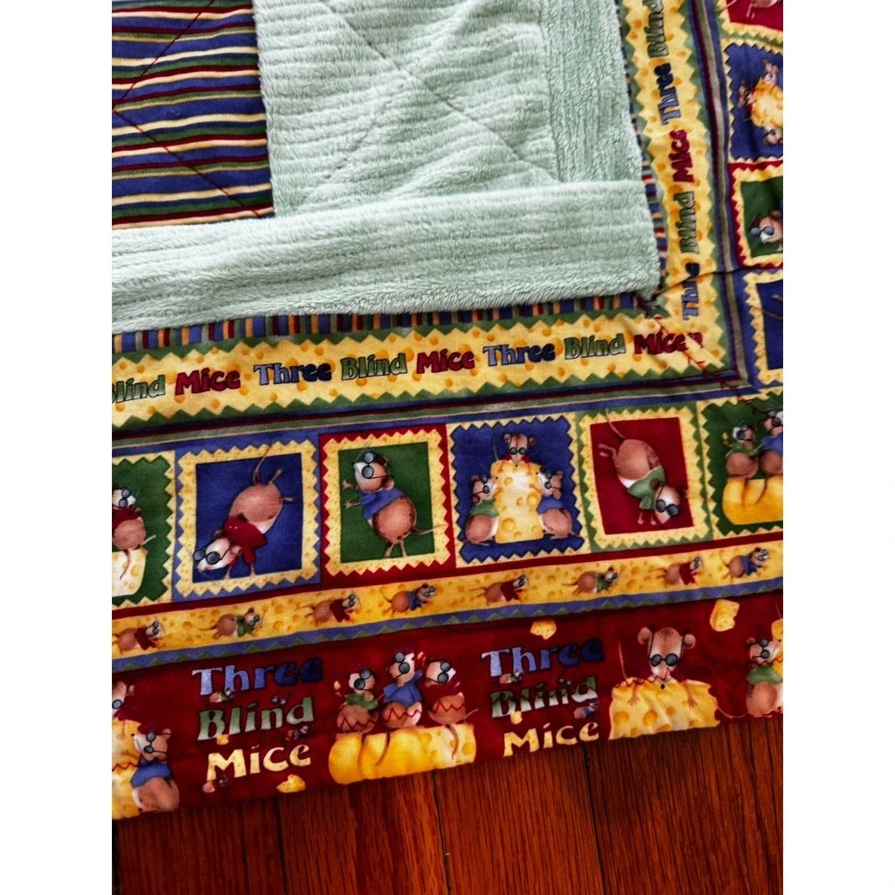 Vintage‎ Handmade Three Blind Mice Patchwork Baby Quilt Blanket Nursery Rhyme